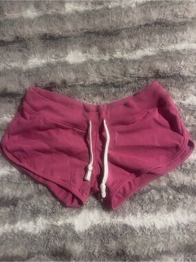 Brandy Melville shorts